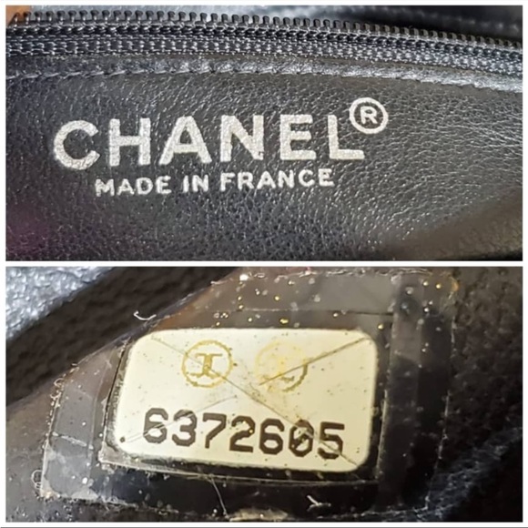 Vintage CHANEL V Flap with Big Gold CC Mark Plate - Picture 10 of 11